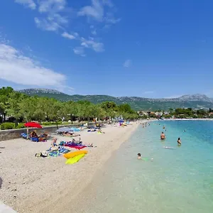 apartment-bambino.hotels-in-trogir.com/